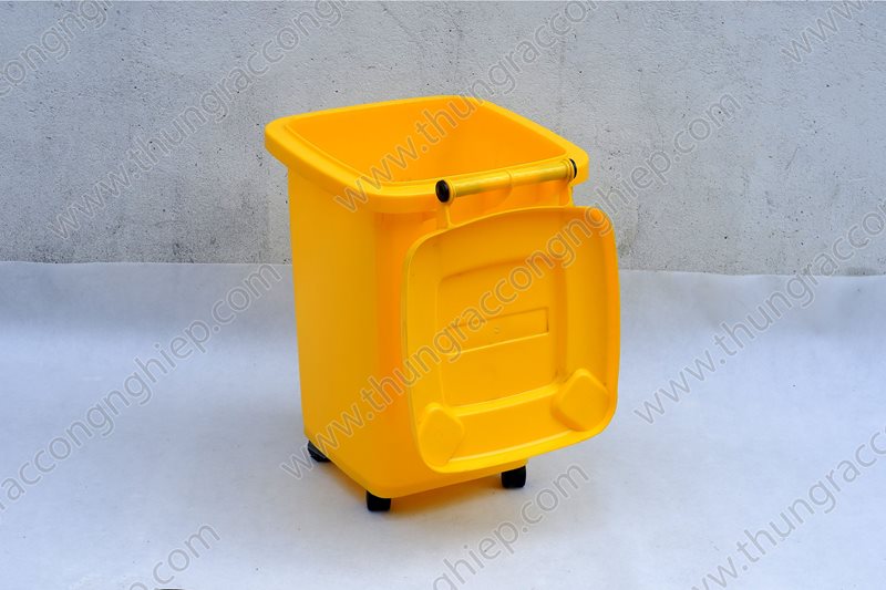 Thung-rac-nhua-60-lit-mau-xanh-la-1112-(1).jpg