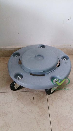 de-thung-rac-nha-bep-tron-120-lit.jpg