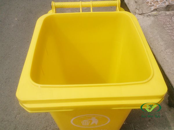 thung-rac-120l-mau-vang-vanh.jpg