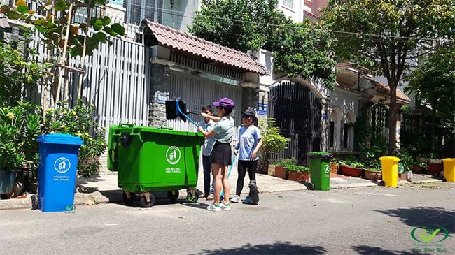 hoat-dong-thu-gom-rac-viet-nhat-nghe-3.jpg