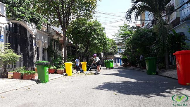 hoat-dong-thu-gom-rac-viet-nhat-nghe.jpg